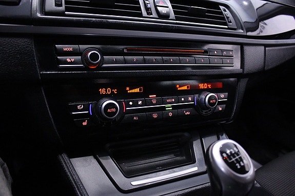 BMW 520d 24 of 30