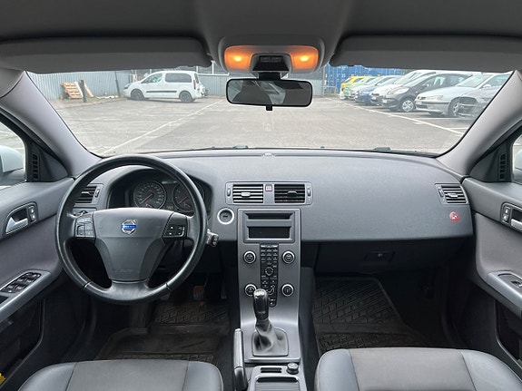 Volvo V50 6 of 10