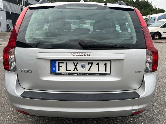 Volvo V50 9 of 10