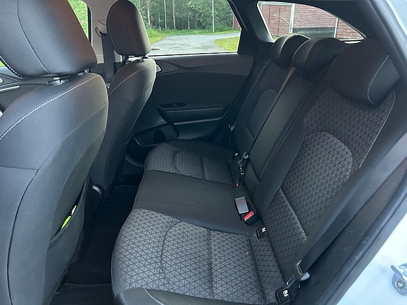 Kia Ceed 7 of 8