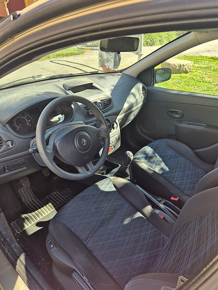Renault Clio 5 of 6