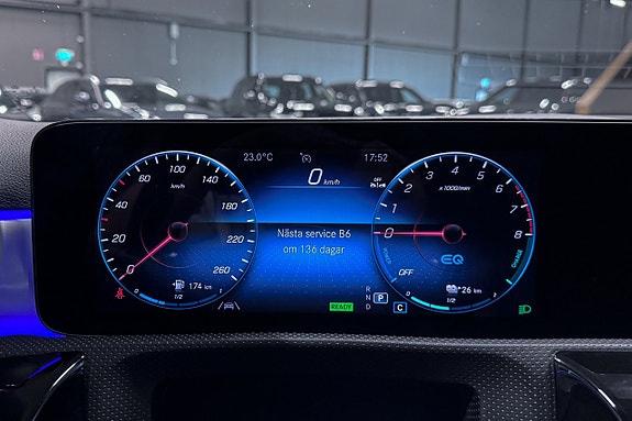 Mercedes-Benz A250 e 16 of 21