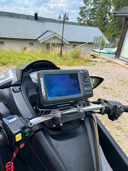 Kawasaki Ultra 300X - 330HK - inklusive Thule 80km trailer 5 of 10