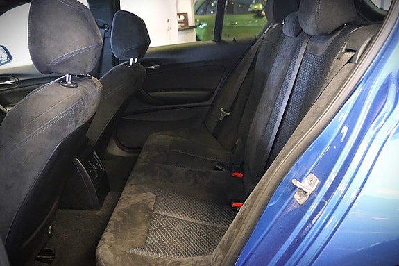 BMW M140i 17 of 17
