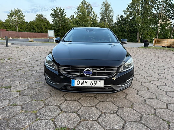 Volvo V60 9 of 21