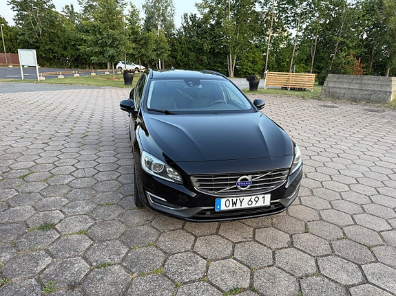 Volvo V60 8 of 21