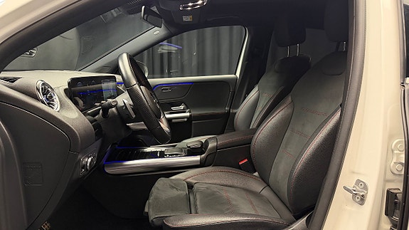 Mercedes-Benz GLA200 d 12 of 30