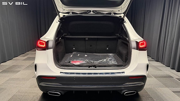 Mercedes-Benz GLA200 d 14 of 30