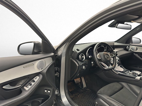 Mercedes-Benz GLC220 d 11 of 30