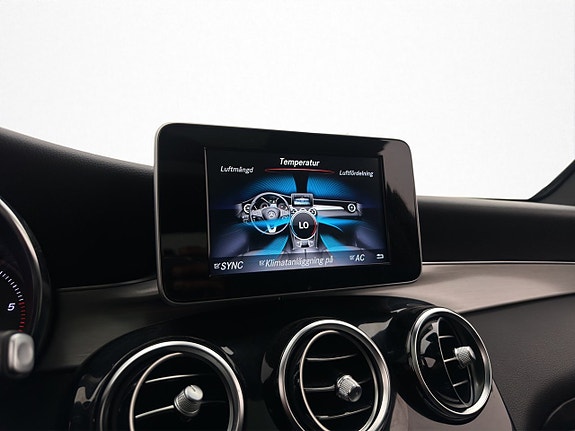 Mercedes-Benz GLC220 d 23 of 30
