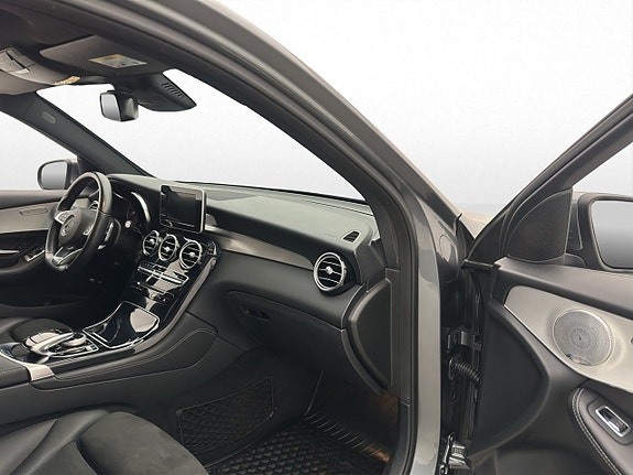 Mercedes-Benz GLC220 d 16 of 30