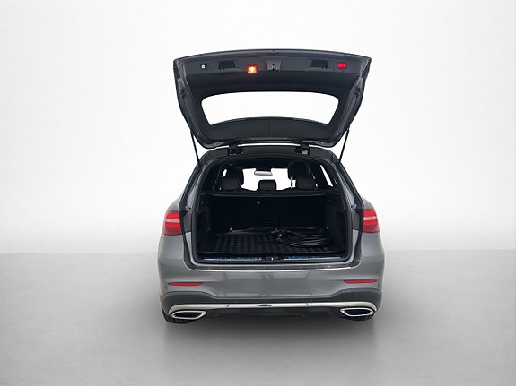 Mercedes-Benz GLC220 d 30 of 30