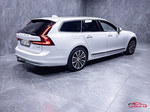Volvo V90 7 of 30