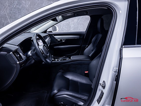Volvo V90 10 of 30