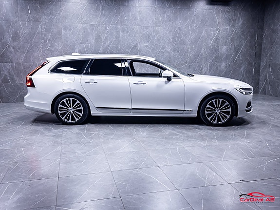 Volvo V90 8 of 30