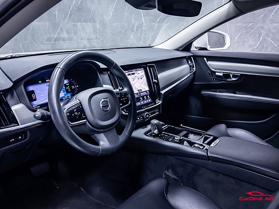 Volvo V90 11 of 30