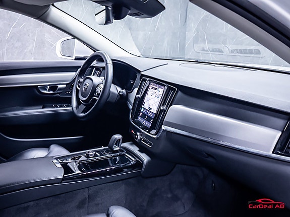 Volvo V90 13 of 30