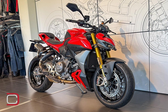 Ducati Streetfighter V2 S 2 of 5