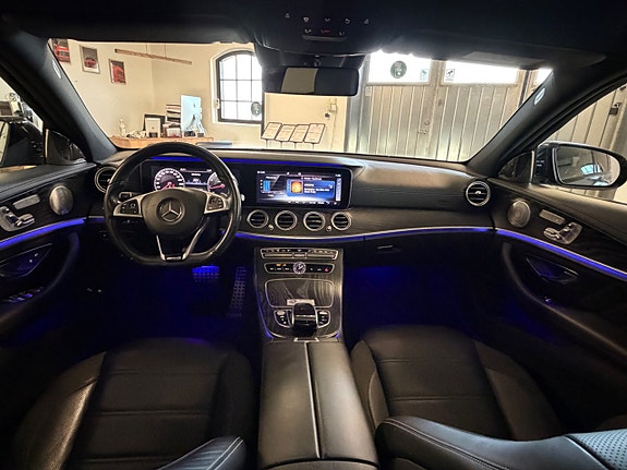 Mercedes-Benz AMG GT Coupe 18 of 30