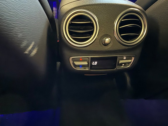 Mercedes-Benz AMG GT Coupe 23 of 30