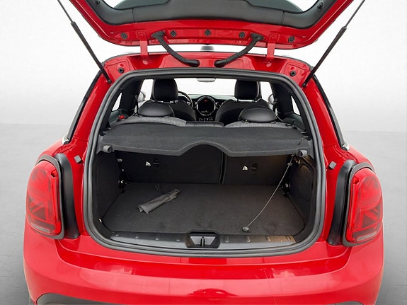 MINI Cooper 26 of 30