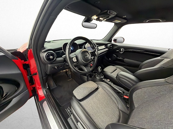 MINI Cooper 10 of 30