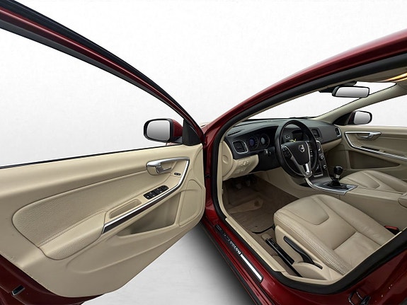 Volvo S60 10 of 27