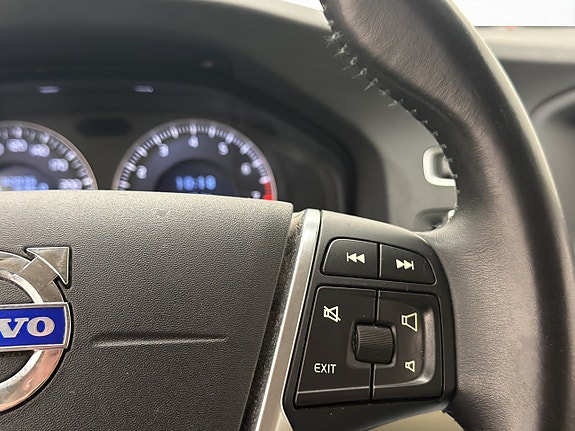 Volvo S60 15 of 27