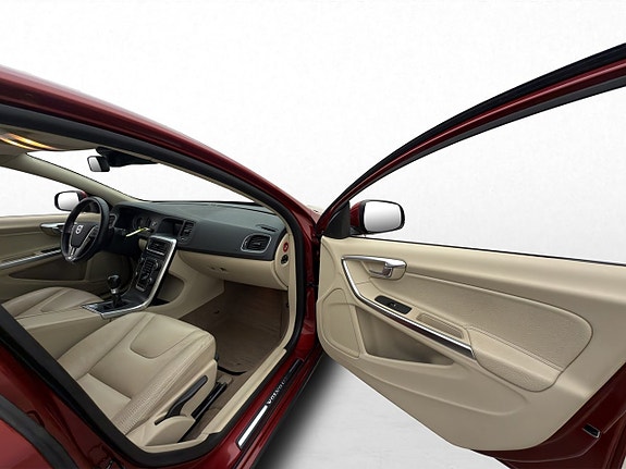 Volvo S60 21 of 27
