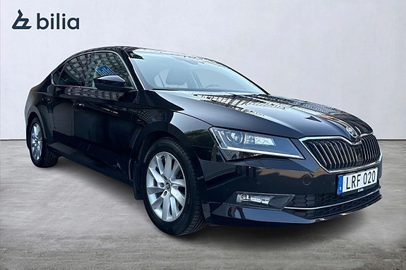 Skoda Superb 15 of 16