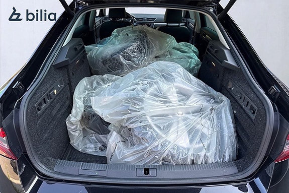 Skoda Superb 8 of 16