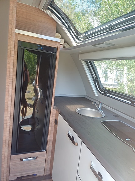 Weinsberg CaraOne 390PUH 2022 uttagen 2024 2 of 13
