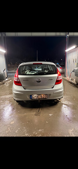 Hyundai i30 4 of 6