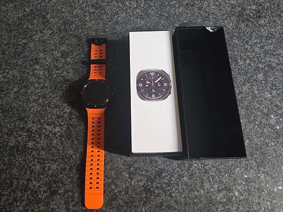 Samsung Galaxy Watch Ultra 2025 Titanium Grey image 2