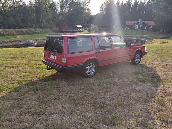 Volvo 740 3 of 9