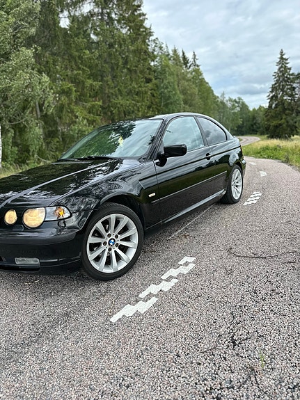 BMW 316Ti 3 of 10
