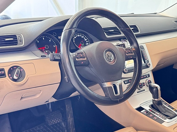 Volkswagen CC 20 of 27