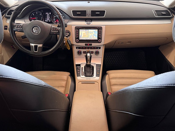 Volkswagen CC 18 of 27