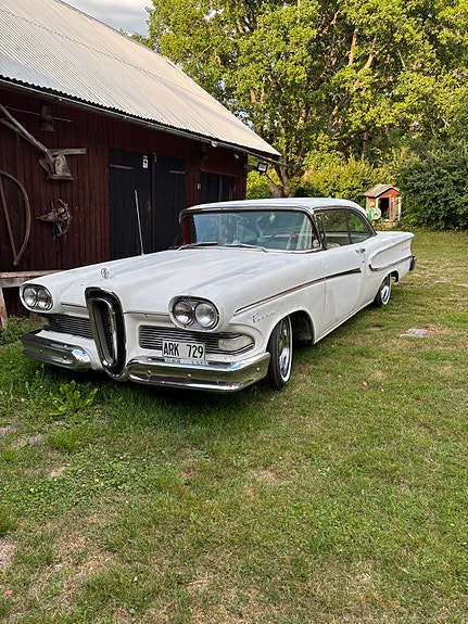 Edsel Pacer 2 of 10