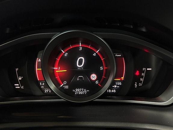 Volvo V40 19 of 24