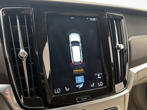 Volvo V90 Cross Country 21 of 30