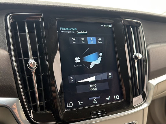 Volvo V90 Cross Country 25 of 30