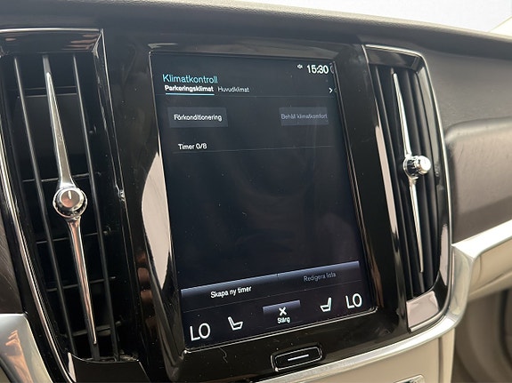 Volvo V90 Cross Country 26 of 30