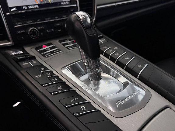 Porsche Panamera 4 22 of 28