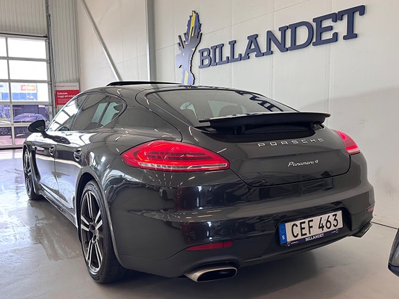 Porsche Panamera 4 5 of 28