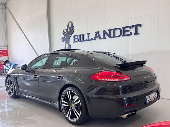 Porsche Panamera 4 4 of 28