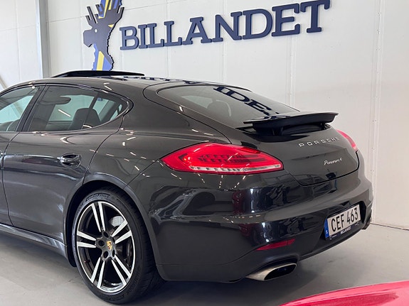 Porsche Panamera 4 6 of 28