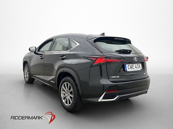 Lexus NX300h 5 of 30