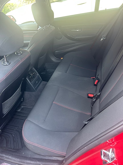 BMW 328i 5 of 5