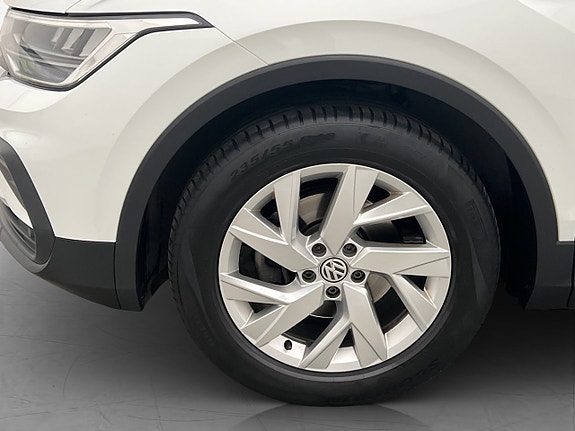 Volkswagen Tiguan 29 of 30